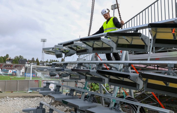 Serviceelektriker i GK, Vegard Pettersen. på Romssa Arena. Foto: GK. 