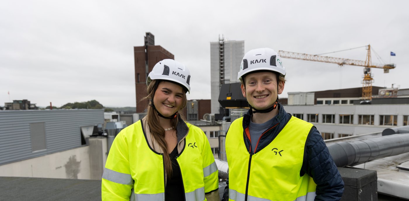 Sommerstudenter i GK, Amalie Midbøe Pallesen og Carl Fredrik Melle. Foto: GK.